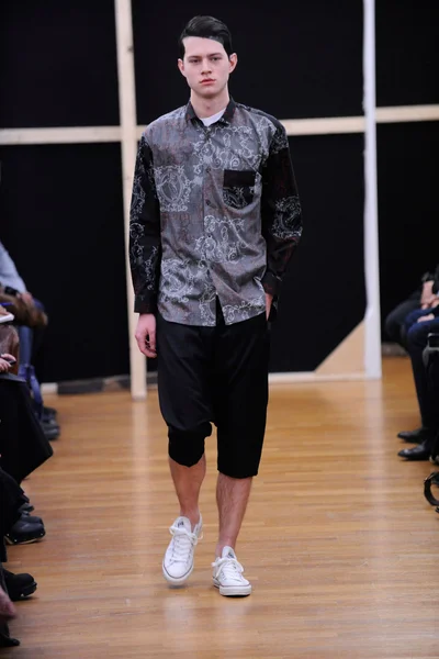 Look 14